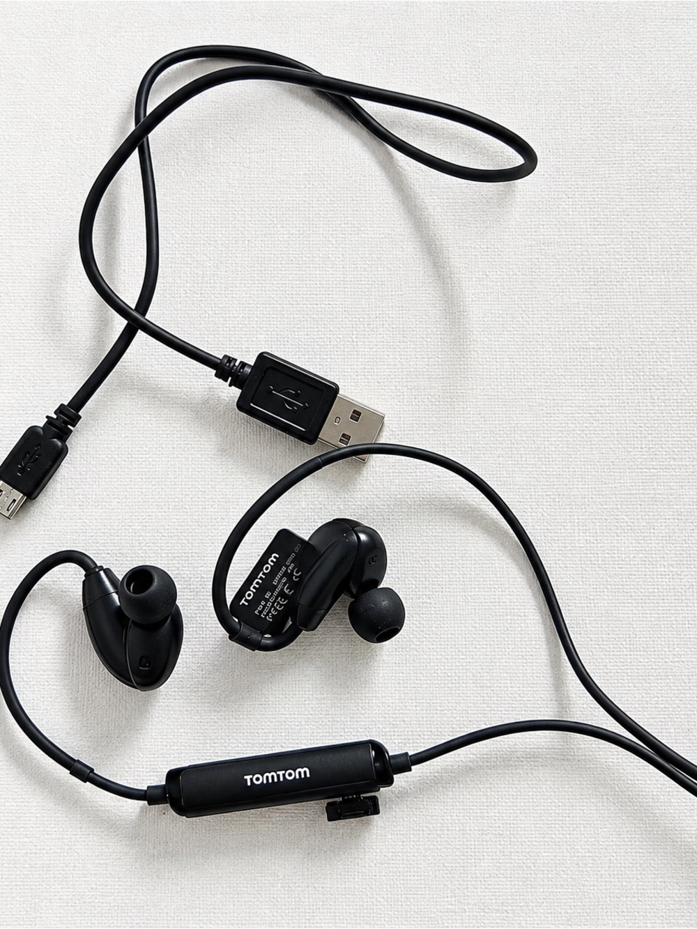 TomTom 4R0M Bluetooth Sports Headphones Wireless Earbuds Black w/ USB Cable